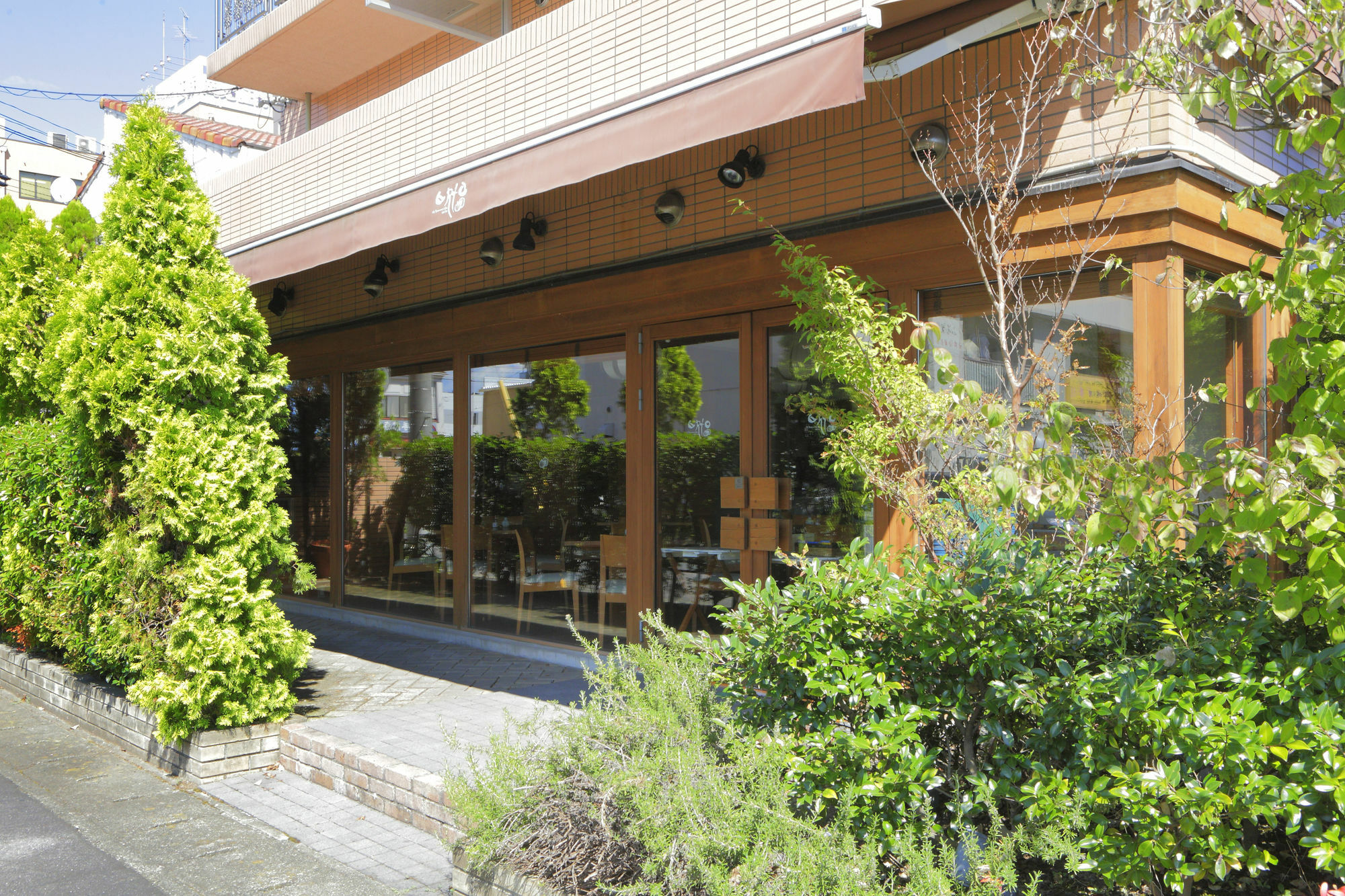 Park Hotel Kani Екстер'єр фото
